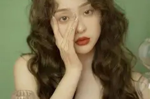 知名演员无戏可拍与妻子直播吵架闹离婚卖房也还不起房贷